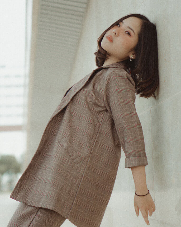 EXCLUSIVE KNITWEAR & JACKETS